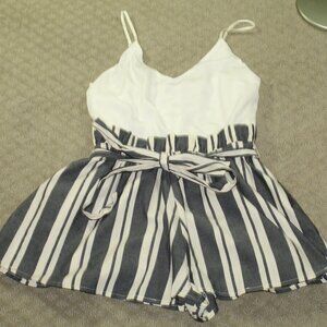 Altard State Women's Medium Chambray White Striped Paper Bag Shorts Jumpsuit